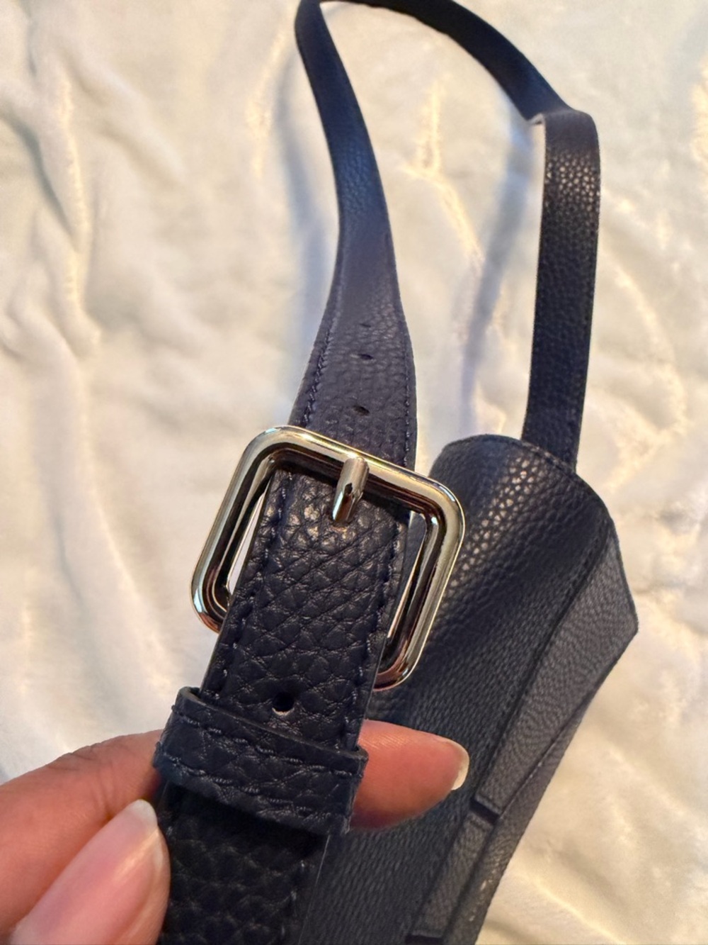 kate spade pebbled navy leather crossbody with bow detail - Picture 16 of 16